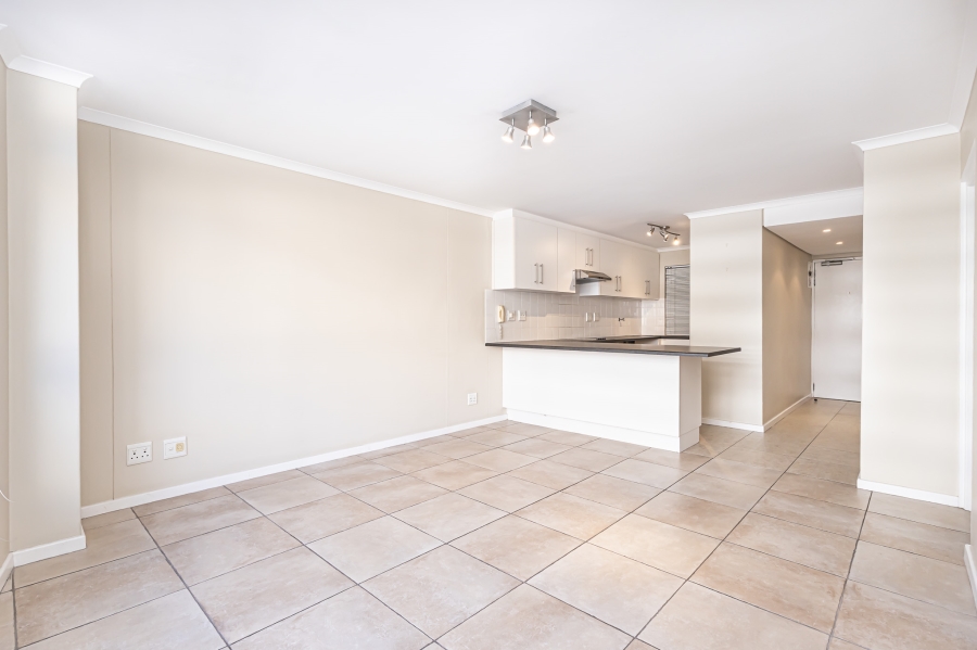 To Let 2 Bedroom Property for Rent in Sea Point Western Cape